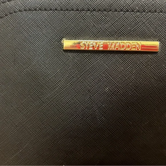 Steve Madden Black Purse - Picture 2 of 4